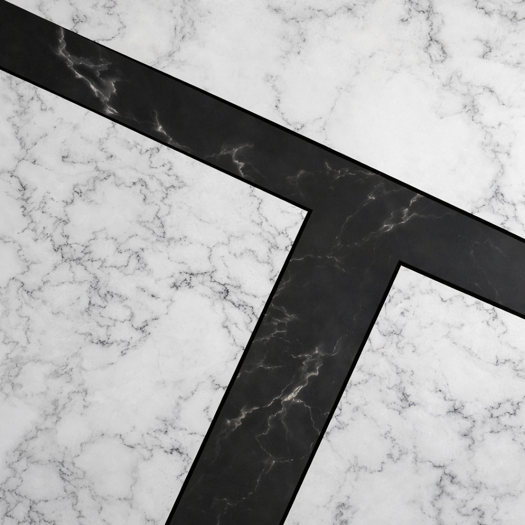 Obsidian Vein Wallpaper